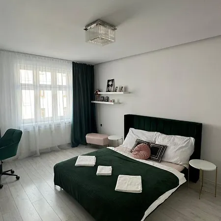 Ah Family Zimna Apartament *